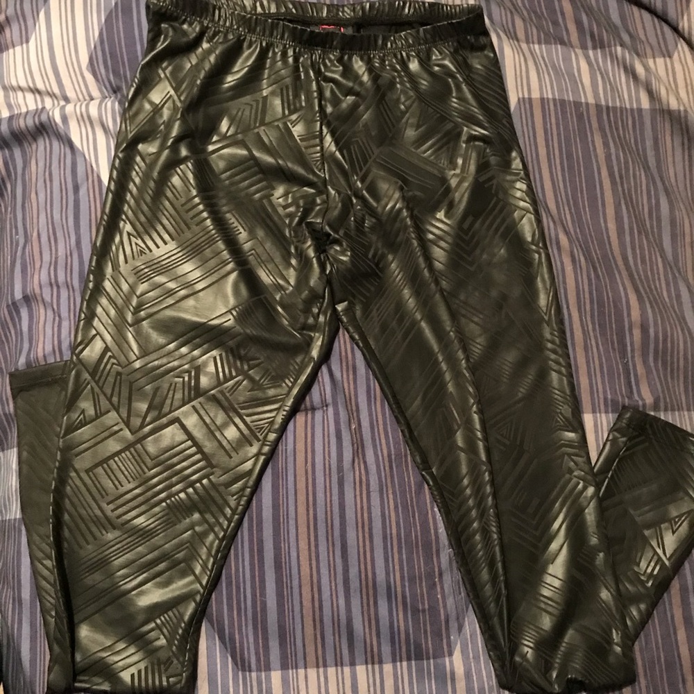 Material Girl Patterned Leggings
